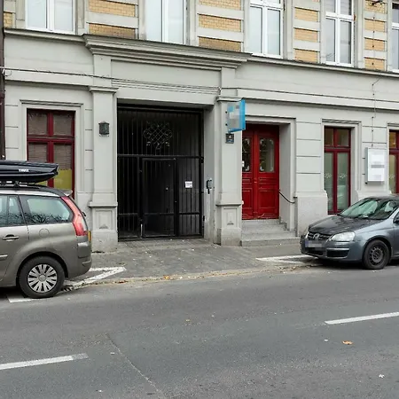 Dluga Apartment *