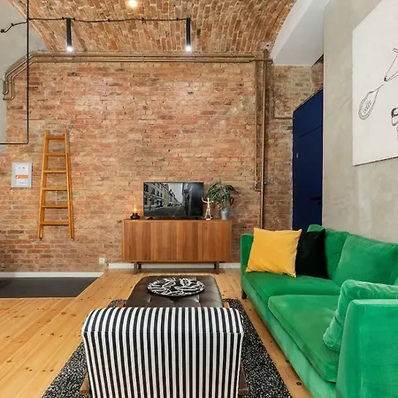 Dluga Apartment *
